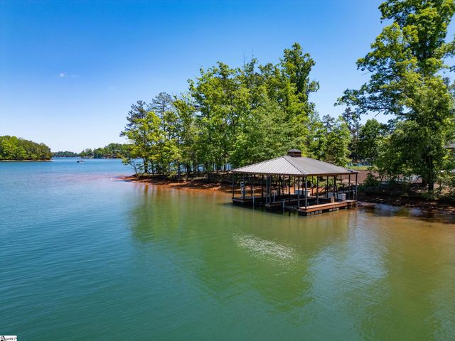 3021 Rock Point Drive Lot 20 Lot 20 The Oaks, Seneca, SC 29672