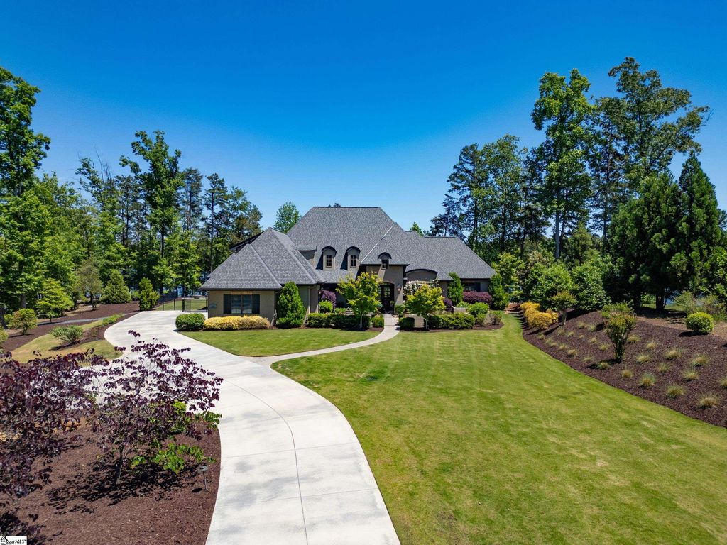 3021 Rock Point Drive Lot 20 Lot 20 The Oaks, Seneca, SC 29672