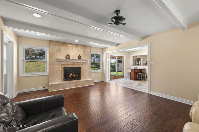 58 Knox Lane, Manalapan, NJ 07726