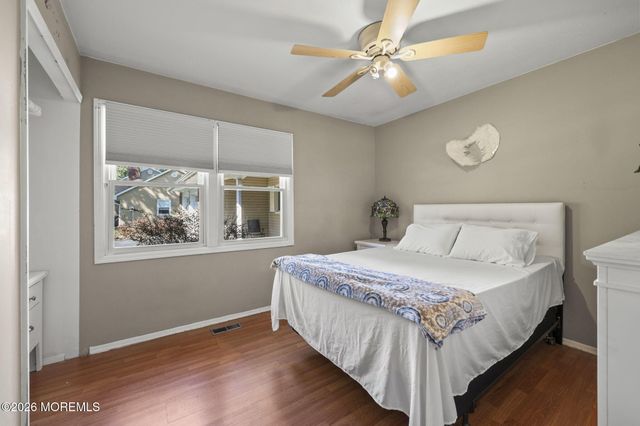 58 Knox Lane, Manalapan, NJ 07726