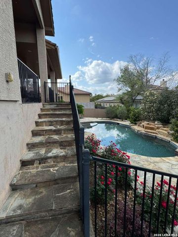 25346 ESTANCIA CIR, San Antonio, TX 78260