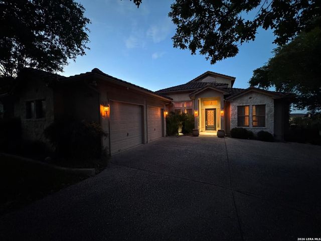 25346 ESTANCIA CIR, San Antonio, TX 78260