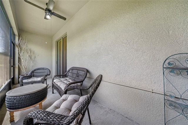 9736 PEMBROOKE PINES DRIVE, Sun City Center, FL 33573