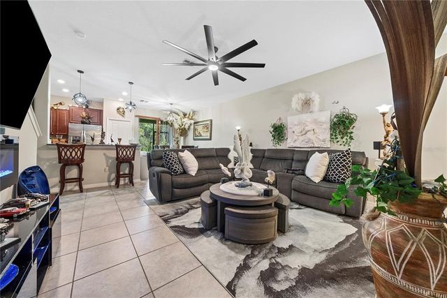 9736 PEMBROOKE PINES DRIVE, Sun City Center, FL 33573