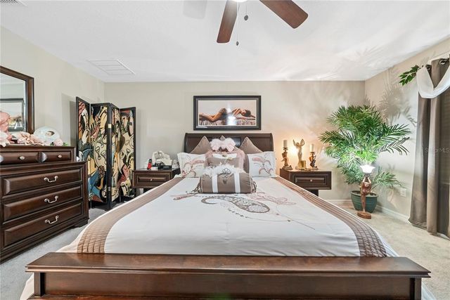 9736 PEMBROOKE PINES DRIVE, Sun City Center, FL 33573