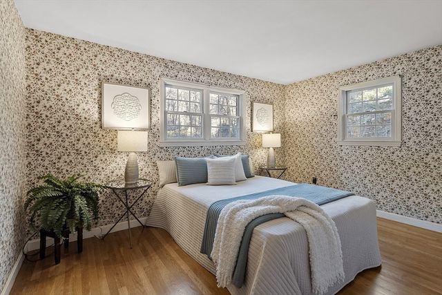 4 Crown Road, Westford, MA 01886