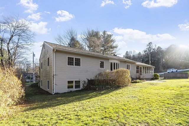4 Crown Road, Westford, MA 01886