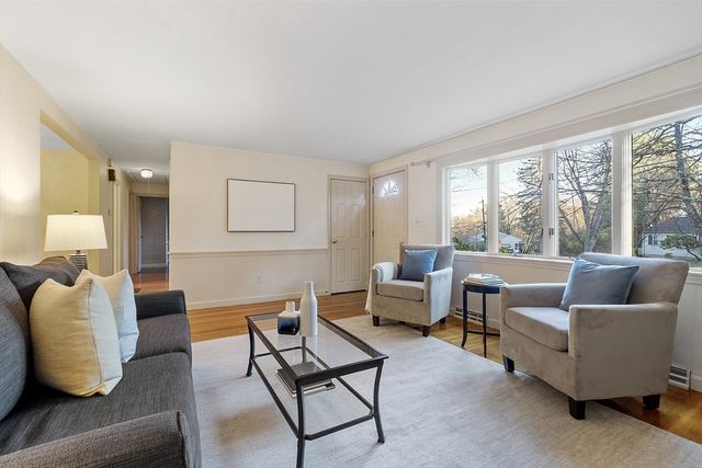 4 Crown Road, Westford, MA 01886