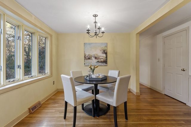 4 Crown Road, Westford, MA 01886