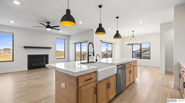 19002 Acorn Drive, Gretna, NE 68028