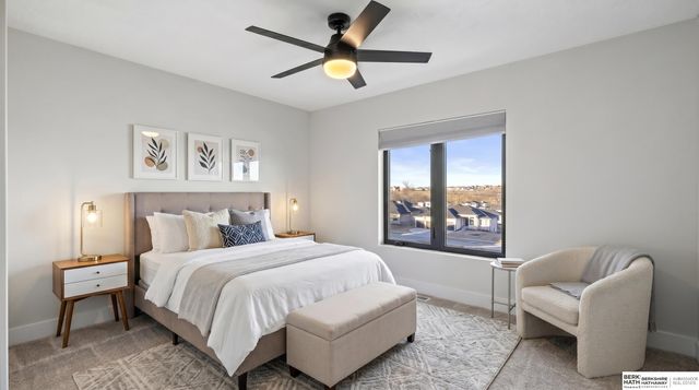 19002 Acorn Drive, Gretna, NE 68028