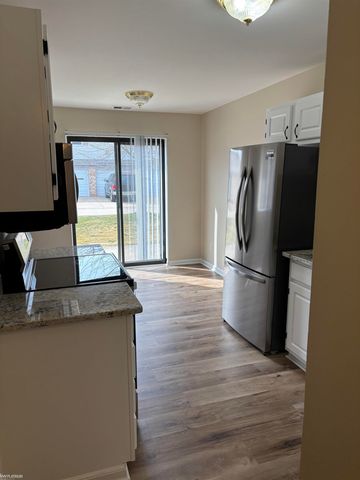 50184 N Horst Court, Chesterfield Twp, MI 48047