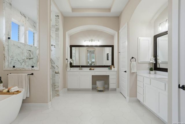 169 Storm Way, Castroville, TX 78009