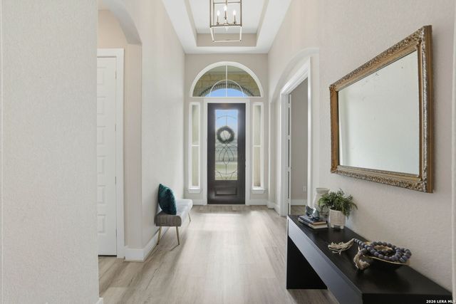 169 Storm Way, Castroville, TX 78009