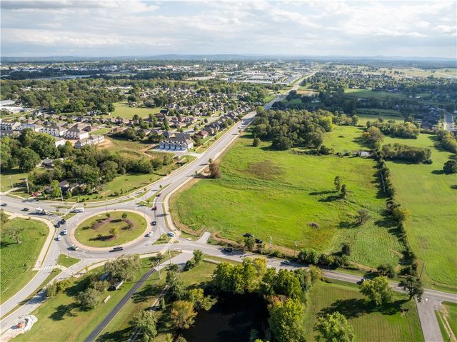 Gene George Boulevard, Elm Springs, AR 72762