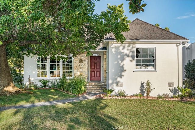1152 N Cedar Street, Glendale, CA 91207