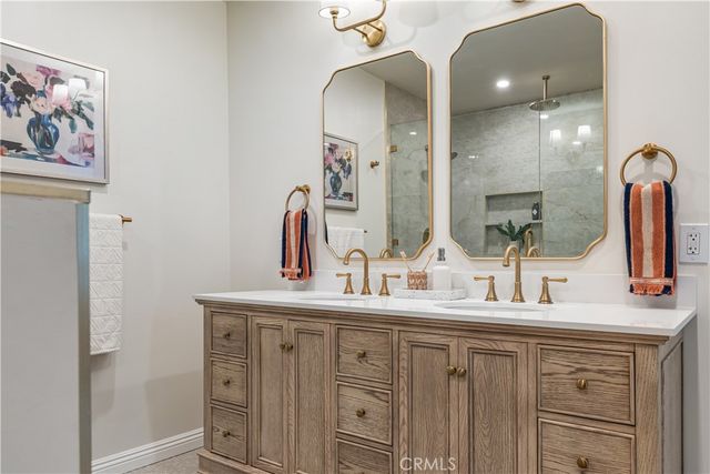 1152 N Cedar Street, Glendale, CA 91207