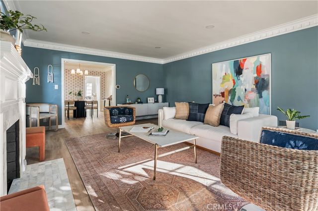 1152 N Cedar Street, Glendale, CA 91207