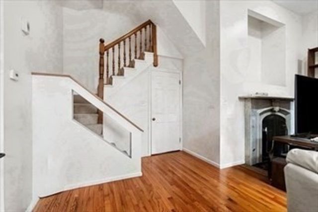 113 W Dedham St 113, Boston, MA 02118