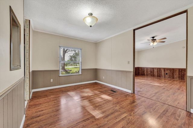 8755 Rocky Ford RD, Moneta, VA 24121