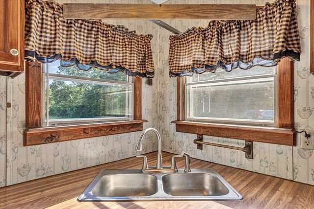 8755 Rocky Ford RD, Moneta, VA 24121