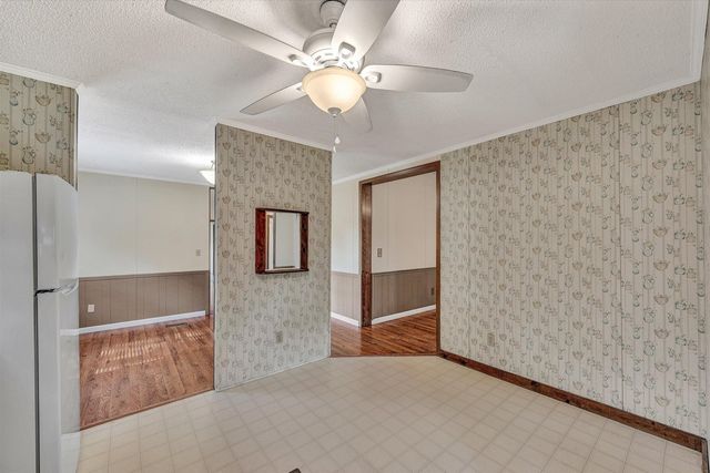 8755 Rocky Ford RD, Moneta, VA 24121