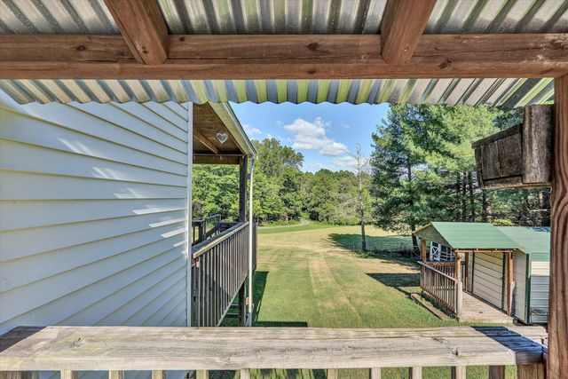 8755 Rocky Ford RD, Moneta, VA 24121