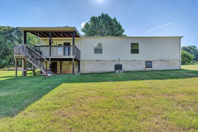 8755 Rocky Ford RD, Moneta, VA 24121