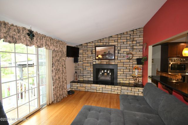 56 Cornell Drive, Hazlet, NJ 07730