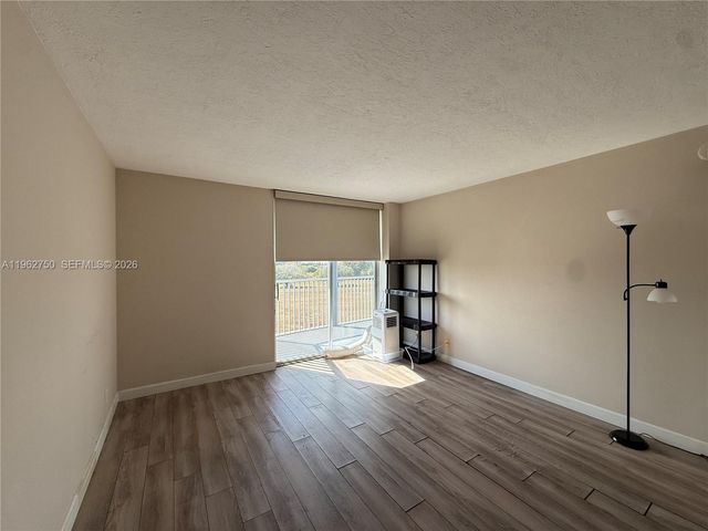 5301 NW 2nd Ave PH-A, Boca Raton, FL 33487