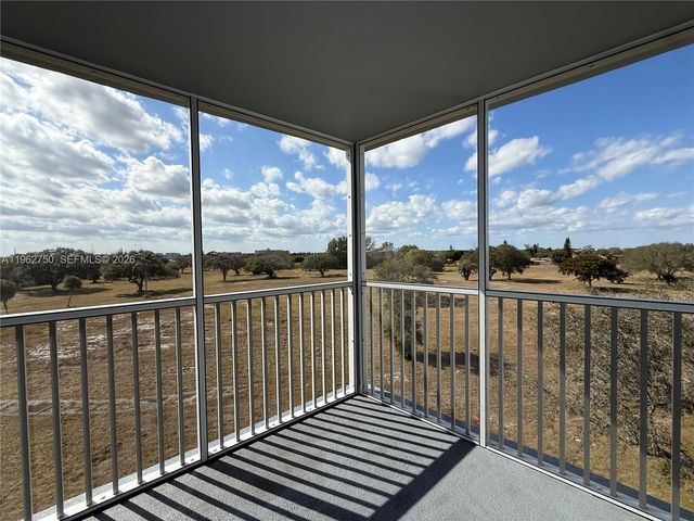 5301 NW 2nd Ave PH-A, Boca Raton, FL 33487