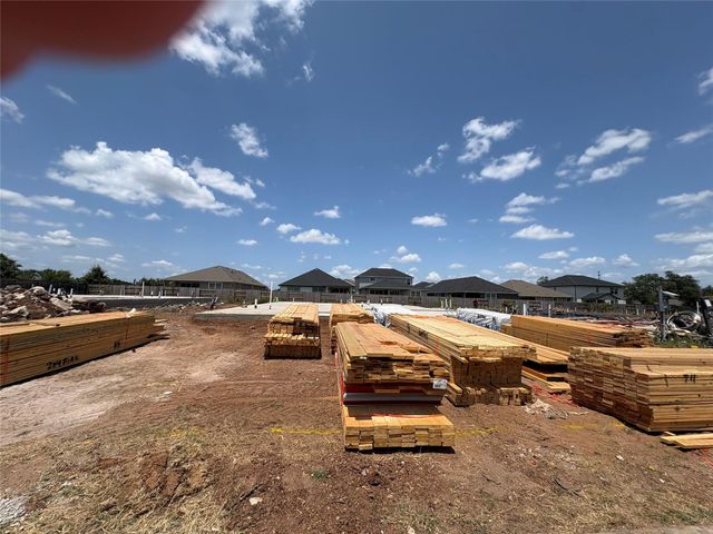 204 Firethorn CV, Marble Falls, TX 78654