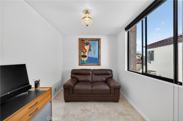 201 Bay Shore Avenue 101, Long Beach, CA 90803