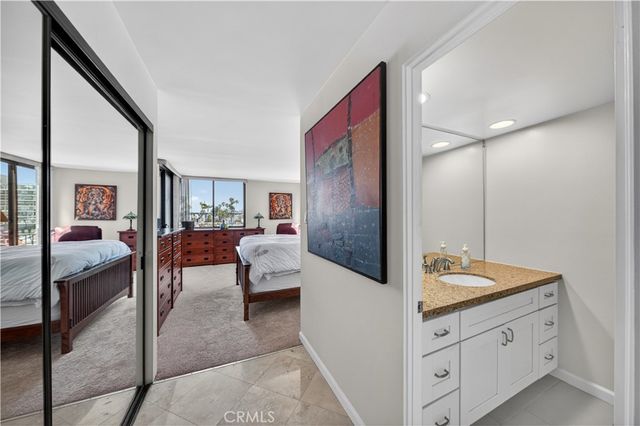 201 Bay Shore Avenue 101, Long Beach, CA 90803
