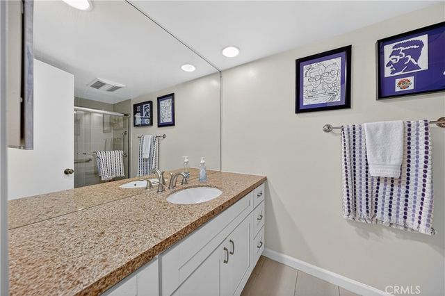 201 Bay Shore Avenue 101, Long Beach, CA 90803