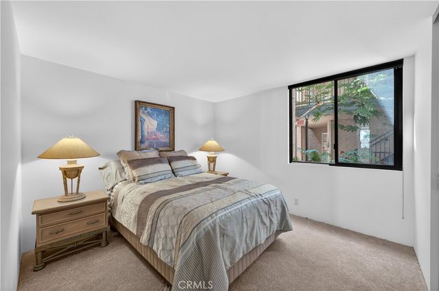 201 Bay Shore Avenue 101, Long Beach, CA 90803