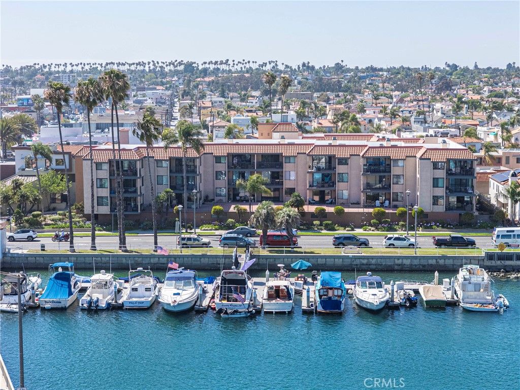 201 Bay Shore Avenue 101, Long Beach, CA 90803