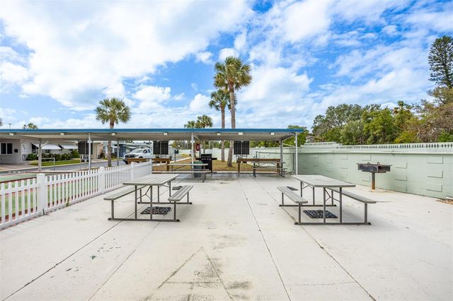 250 ROSERY ROAD NW 298, Largo, FL 33770