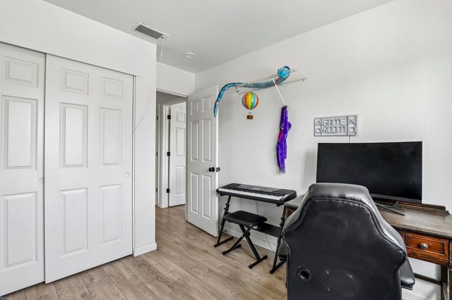 2258 Oregon Way, Yuba City, CA 95991