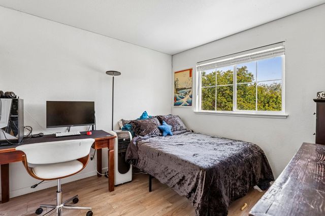 2258 Oregon Way, Yuba City, CA 95991