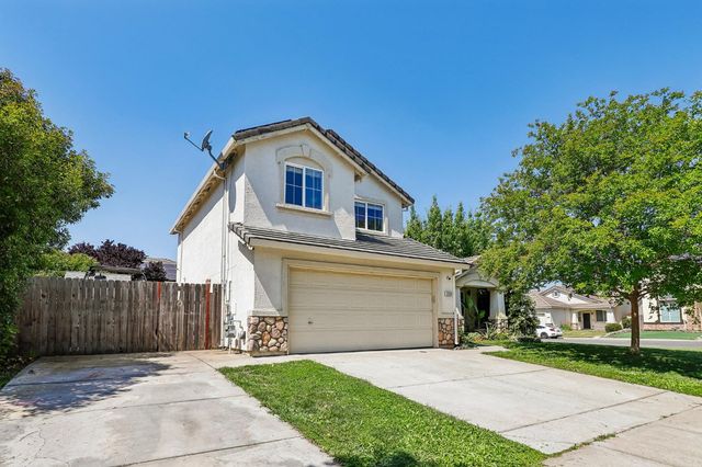 2258 Oregon Way, Yuba City, CA 95991