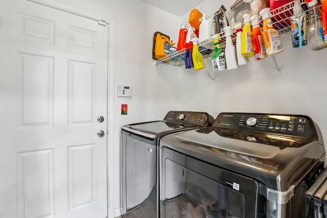 2258 Oregon Way, Yuba City, CA 95991