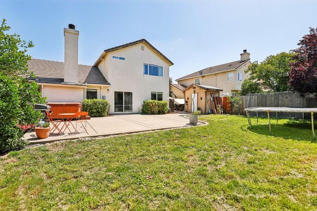 2258 Oregon Way, Yuba City, CA 95991