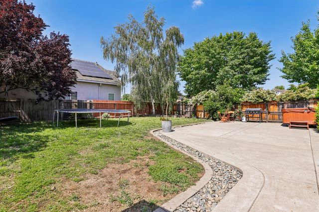 2258 Oregon Way, Yuba City, CA 95991
