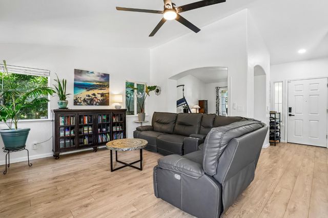 2258 Oregon Way, Yuba City, CA 95991