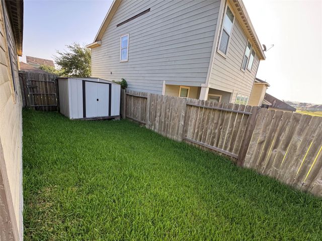 10769 S Lake Mist Lane, Willis, TX 77318