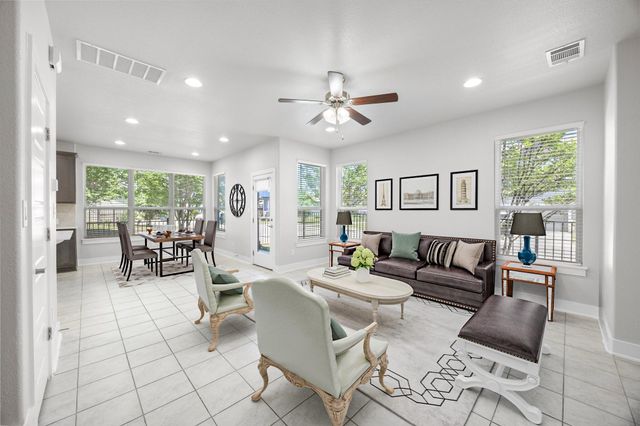 246 Simon, Kyle, TX 78640