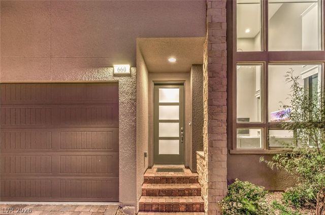 660 Tranquil Jade Street, Las Vegas, NV 89138