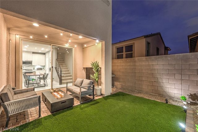 660 Tranquil Jade Street, Las Vegas, NV 89138