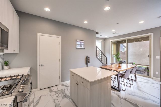 660 Tranquil Jade Street, Las Vegas, NV 89138